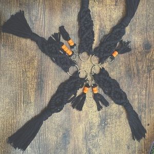 Macramé keychain